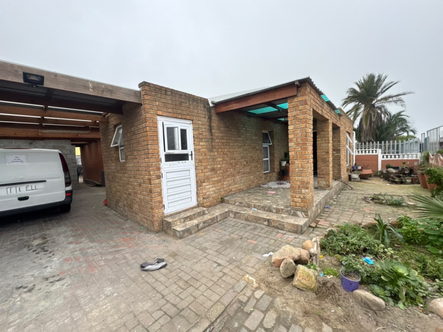 3 Bedroom Property for Sale in Hillcrest Heights Western Cape